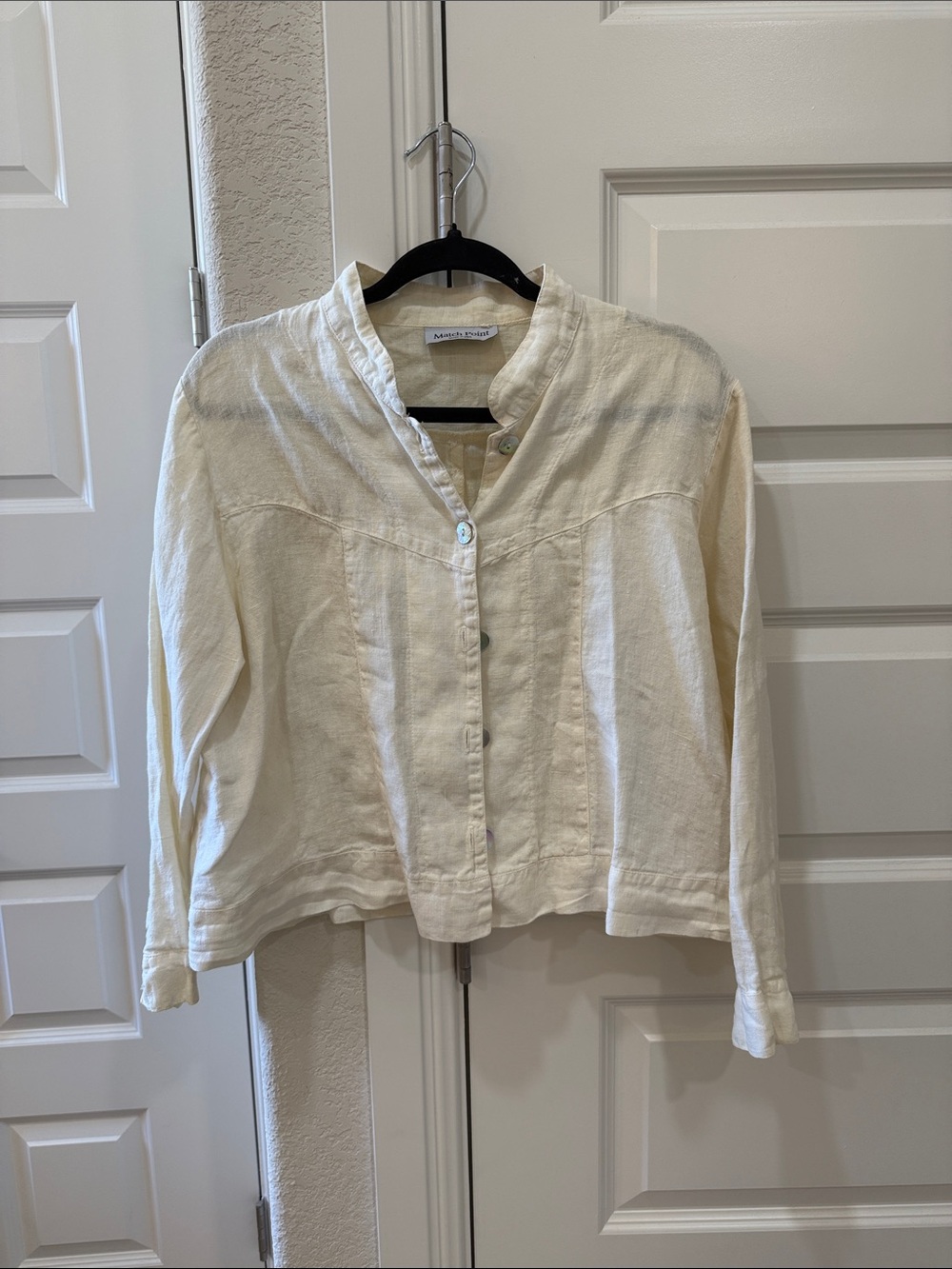 Match Point Women's Cream Button-Front Linen Top